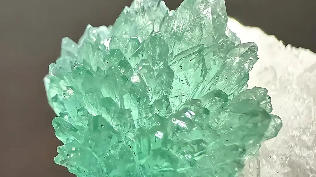 Apophyllite-Crystal-Meaning-Healing-for-Mind-and-Spirit Shinepurity