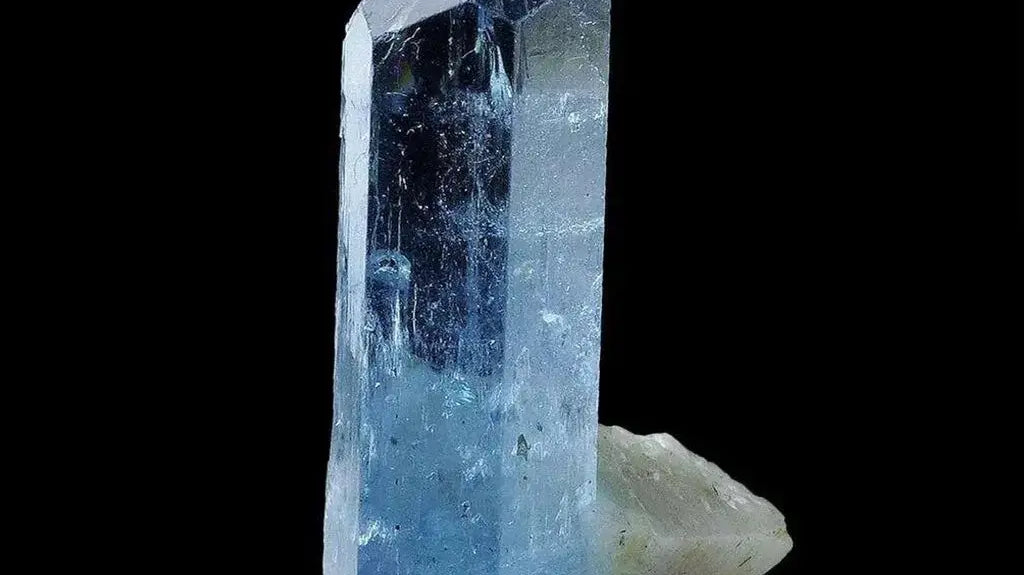 March Birthstone: The Calming and Empowering Power of Aquamarine Shine Purity