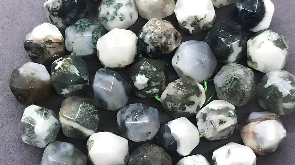 Tree Agate: The Magic Stone that Connects Nature and the Spirit Shine Purity