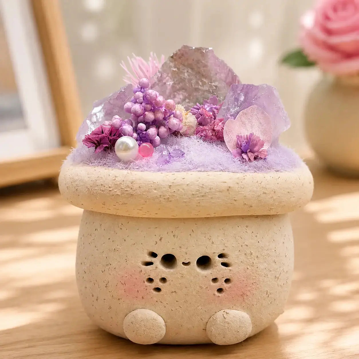 Two-Tone Amethyst Crystal Pet Planter for Soft Everyday Moments Shinepurity