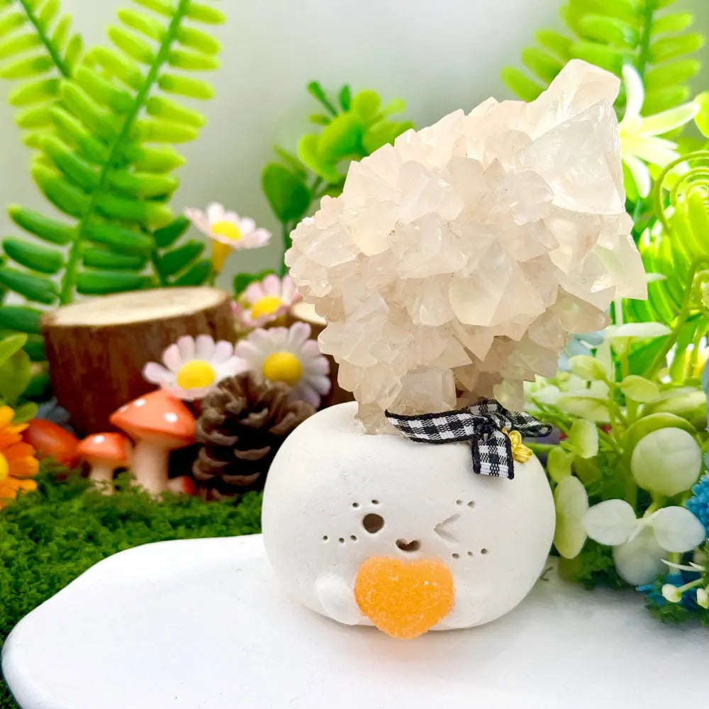 White Calcite Crystal Pet for Clearing the Heart and Mind Shinepurity