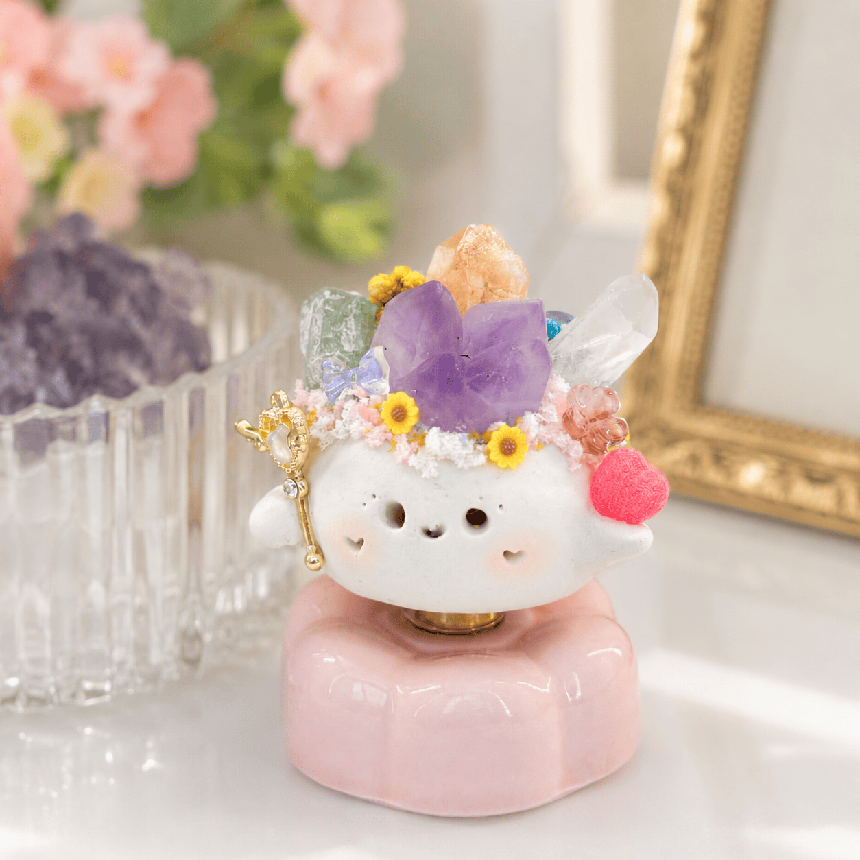 Tiny Rotating Crystal Pet Figurine Shinepurity