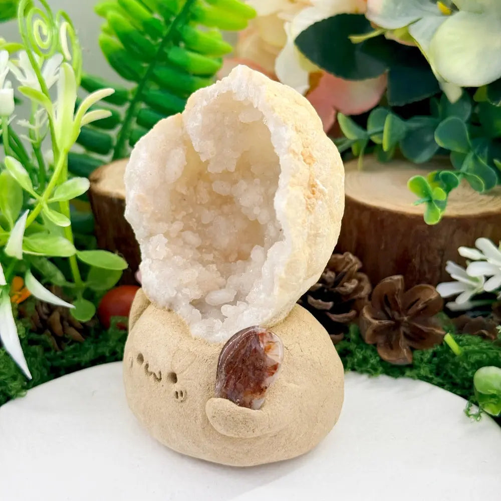 Moroccan Geode Crystal Pet A Quiet Touch for Your Space Shinepurity