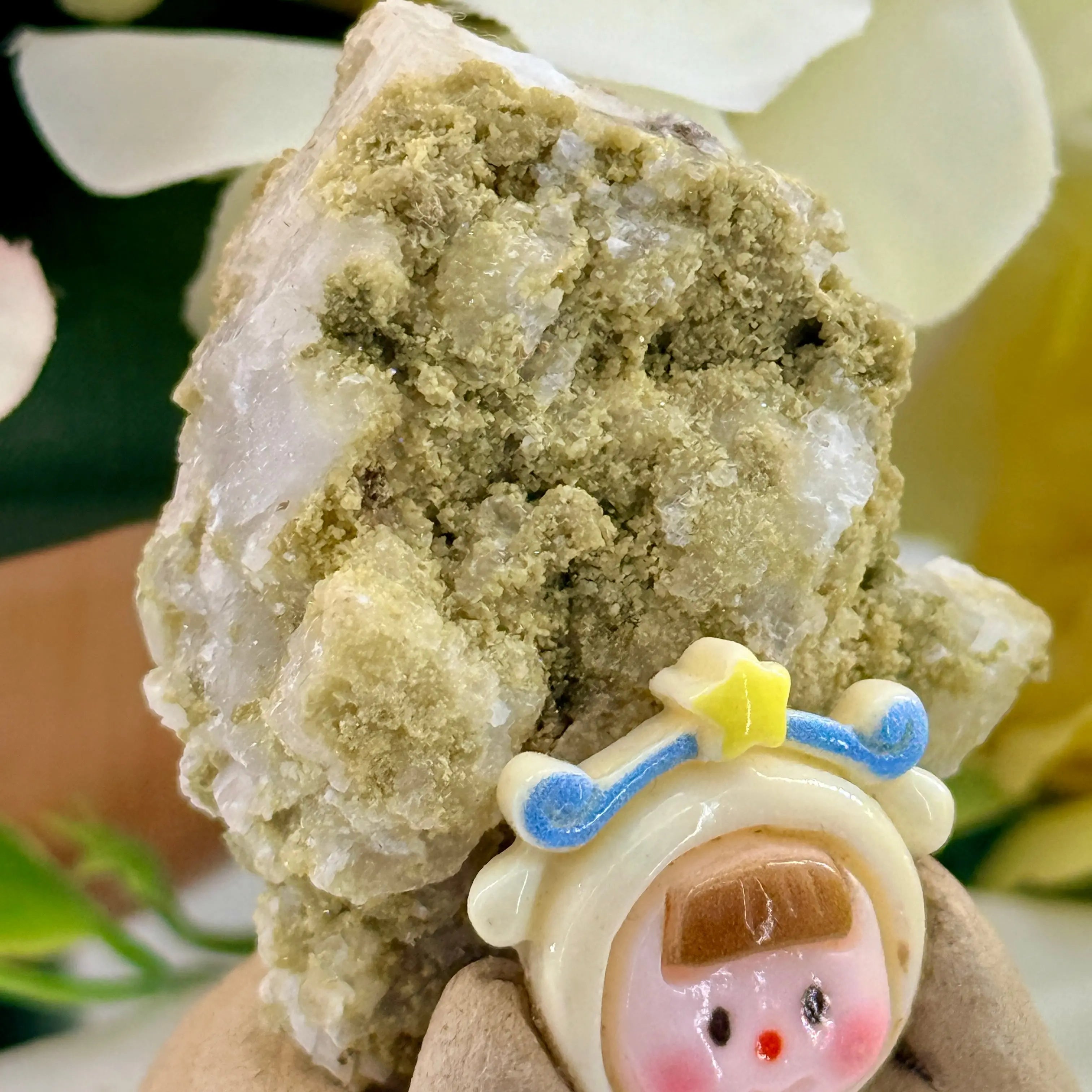 Libra Epidote Crystal Pet | Bringing Balance and Serenity to the Heart Shinepurity