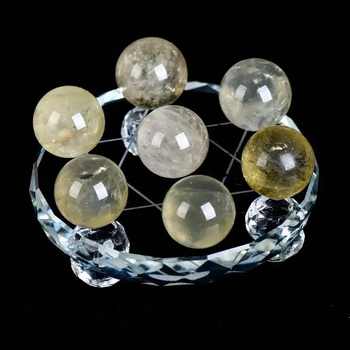 Gathering Energy, Shining Light of Wealth