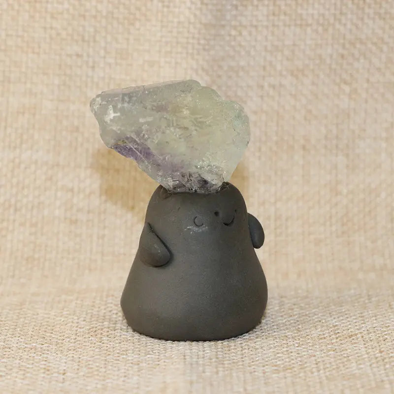 Guardian of Your Aura – Xianghualing Fluorite Energy Crystal Pet Shinepurity