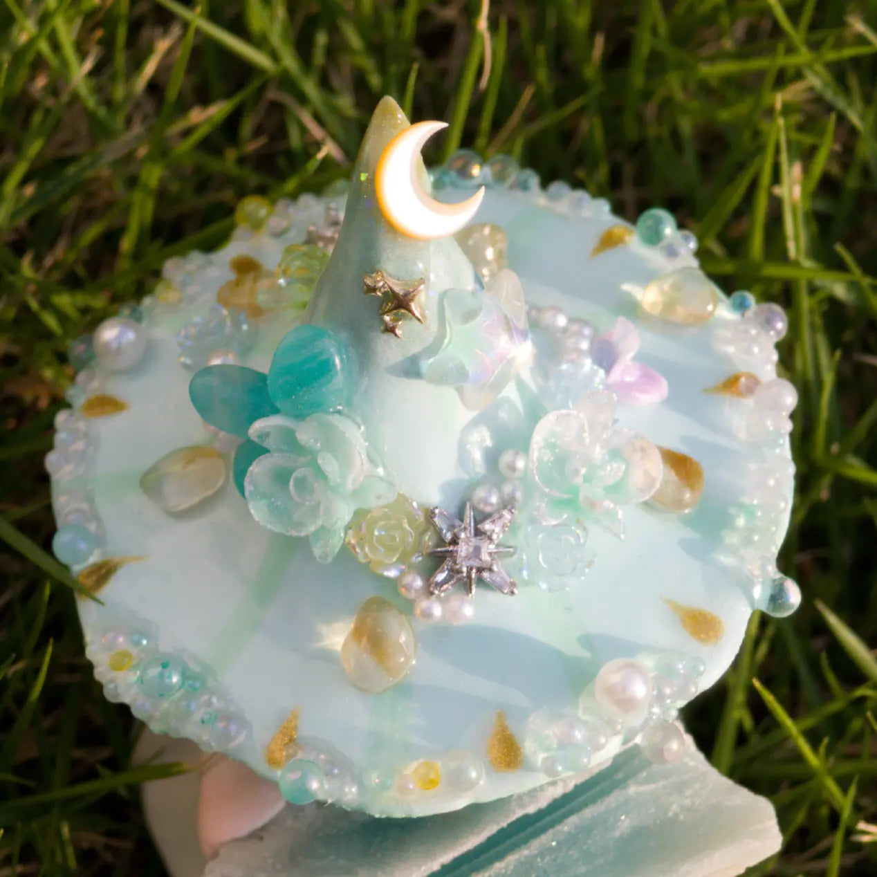 Customize | Moonlight Magic Witch Hat Crystal Pet (7 Crystals Available) Shinepurity