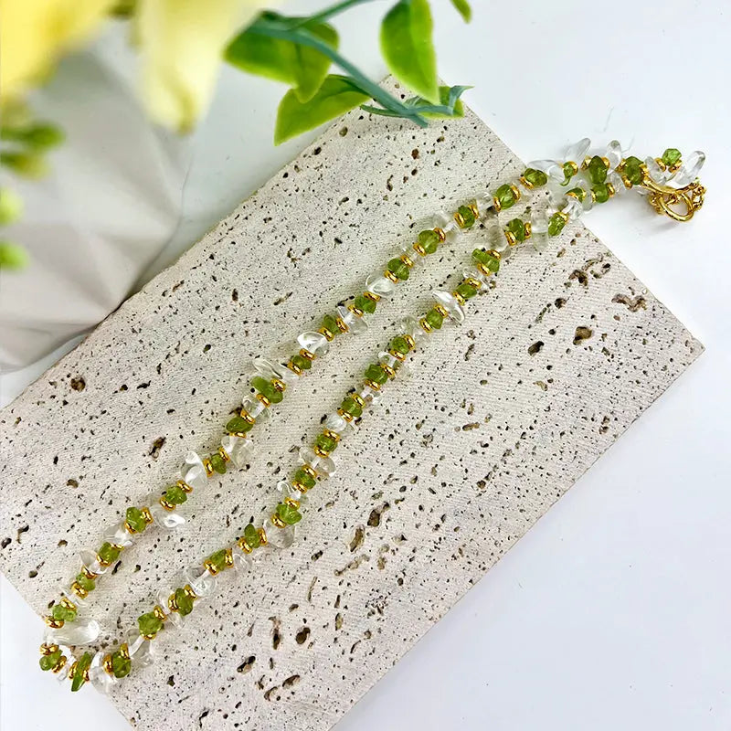 Natural Clear Quartz and Peridot Choker with a Refined Spiritual Style and Unique Ins-Inspired Design Shinepurity