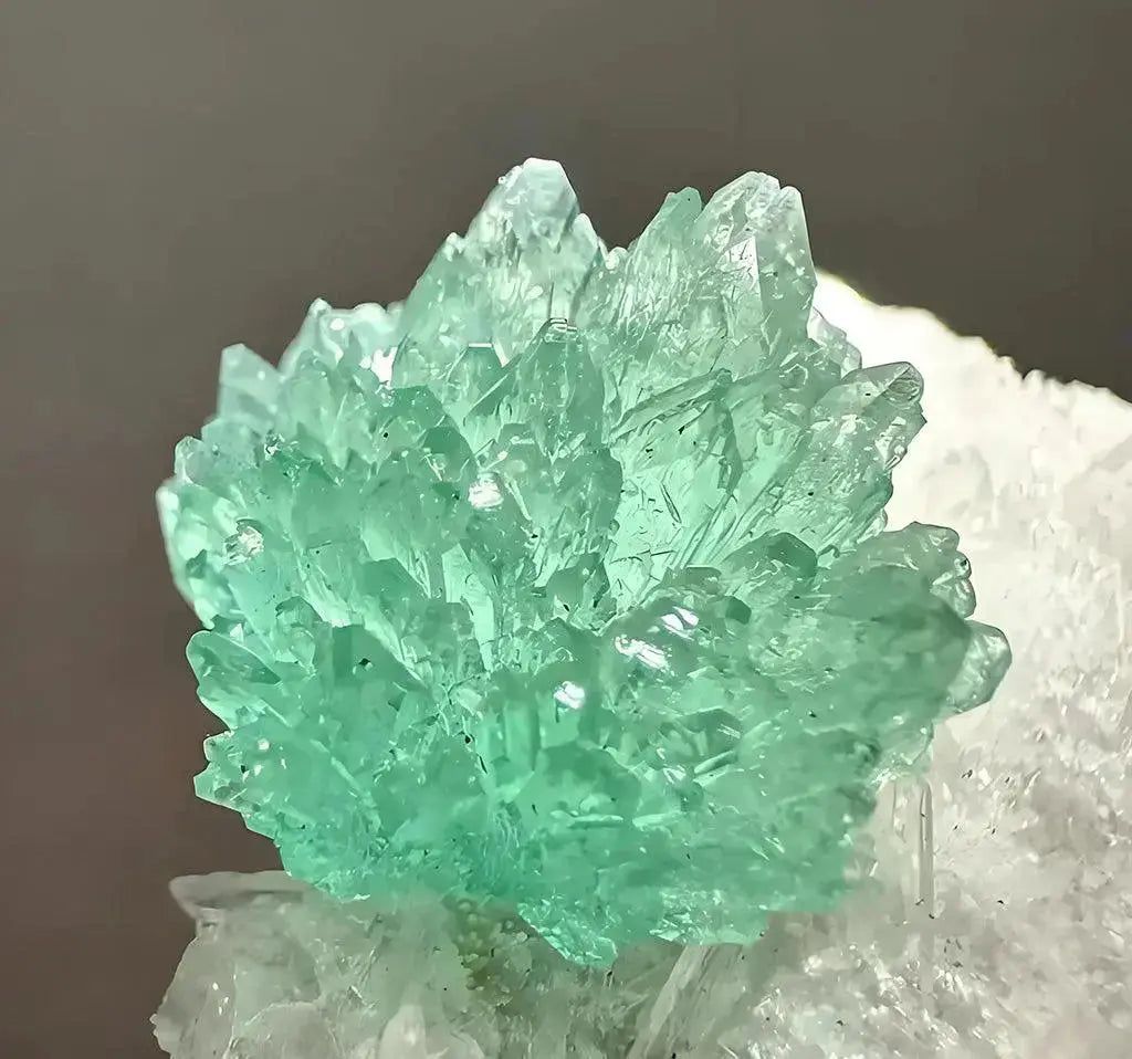 Apophyllite Crystal Meaning & Healing for Mind and Spirit Shine Purity