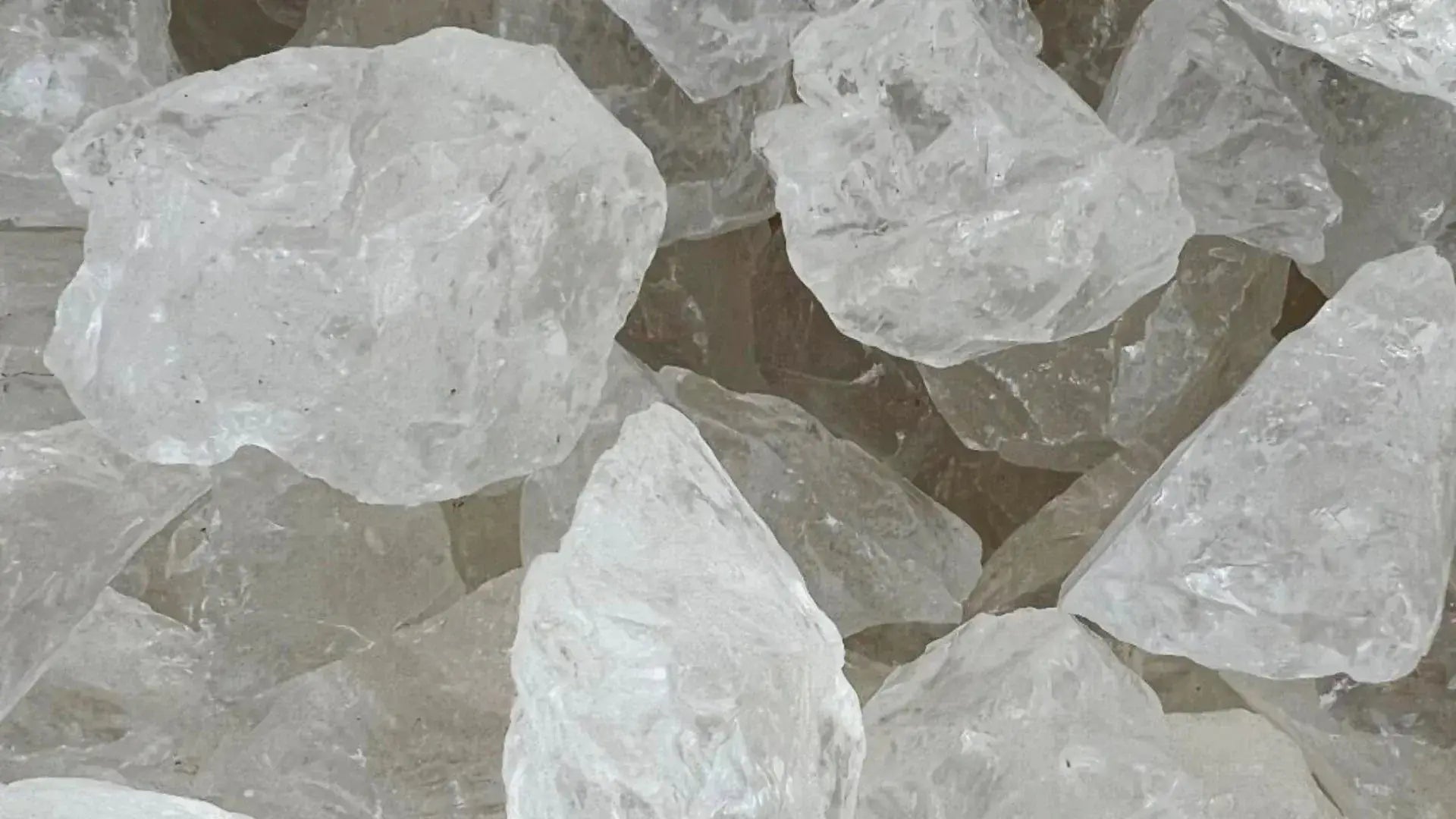 Clear Crystal: The Universal Healing Stone for Energy and Chakra Balance Shine Purity