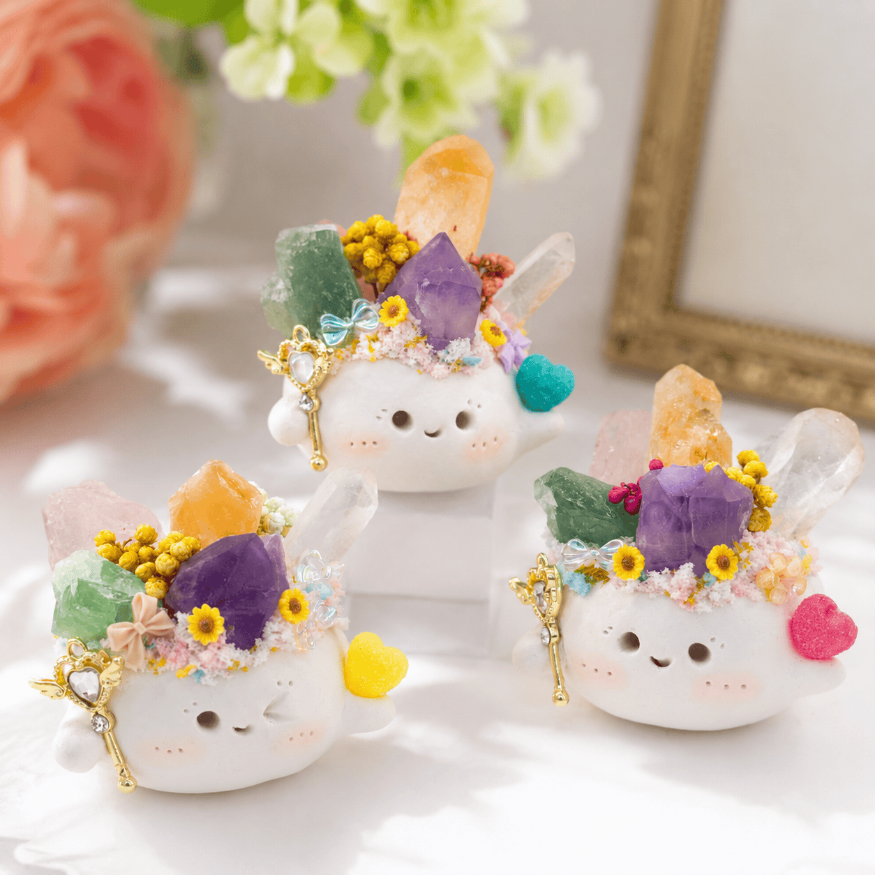 A Little Crystal Pet Holding Spring Shinepurity