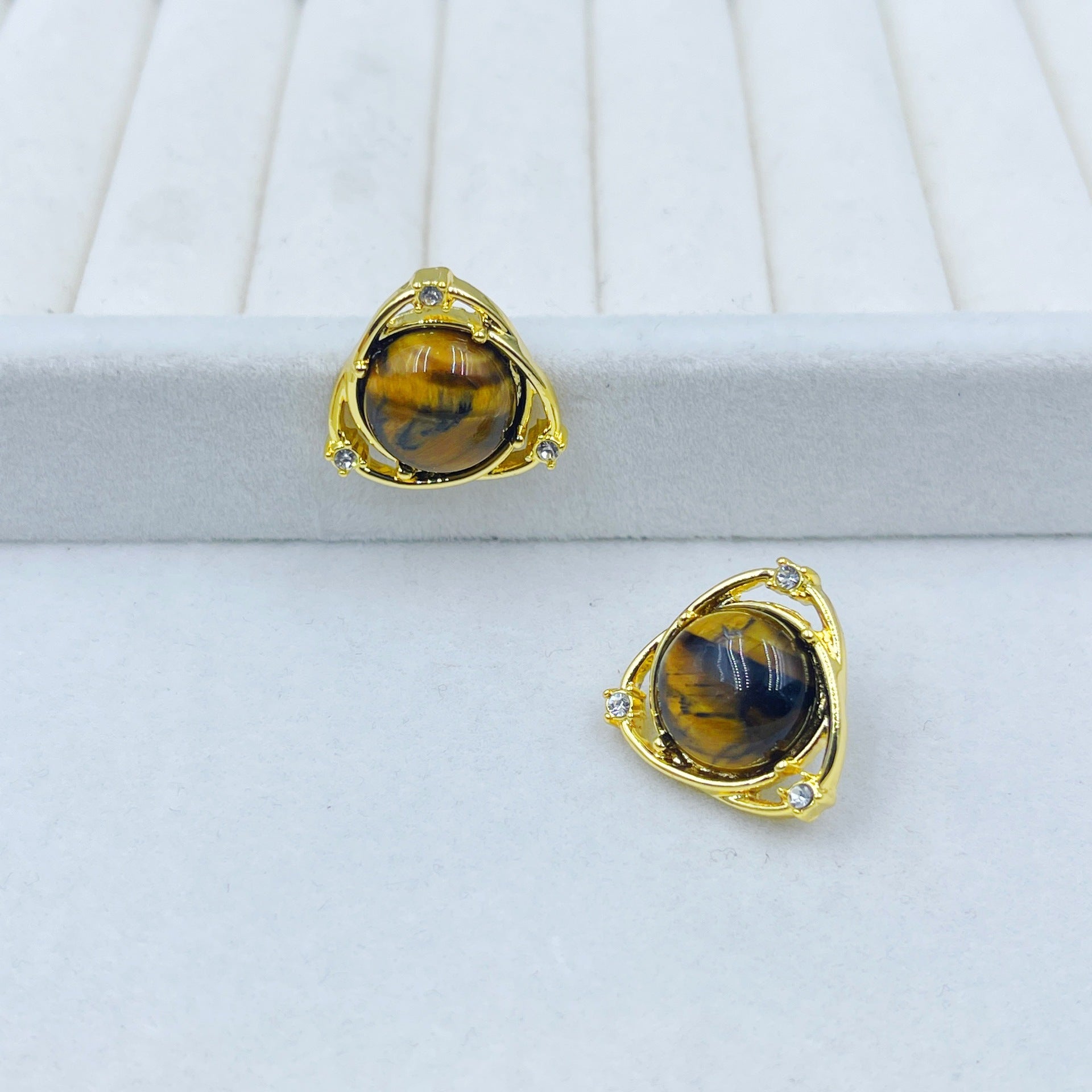 Tiger Eye